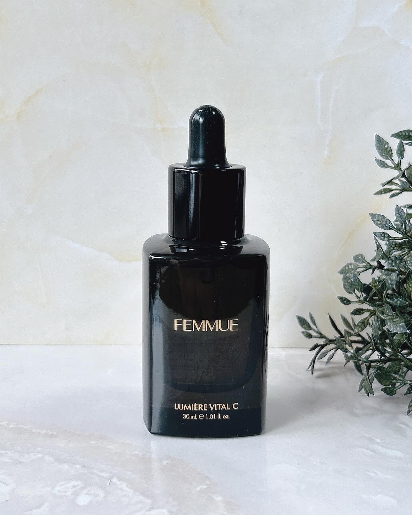 ルミエール ヴァイタルC/FEMMUE/ブースター・導入液を使ったクチコミ(1枚目)