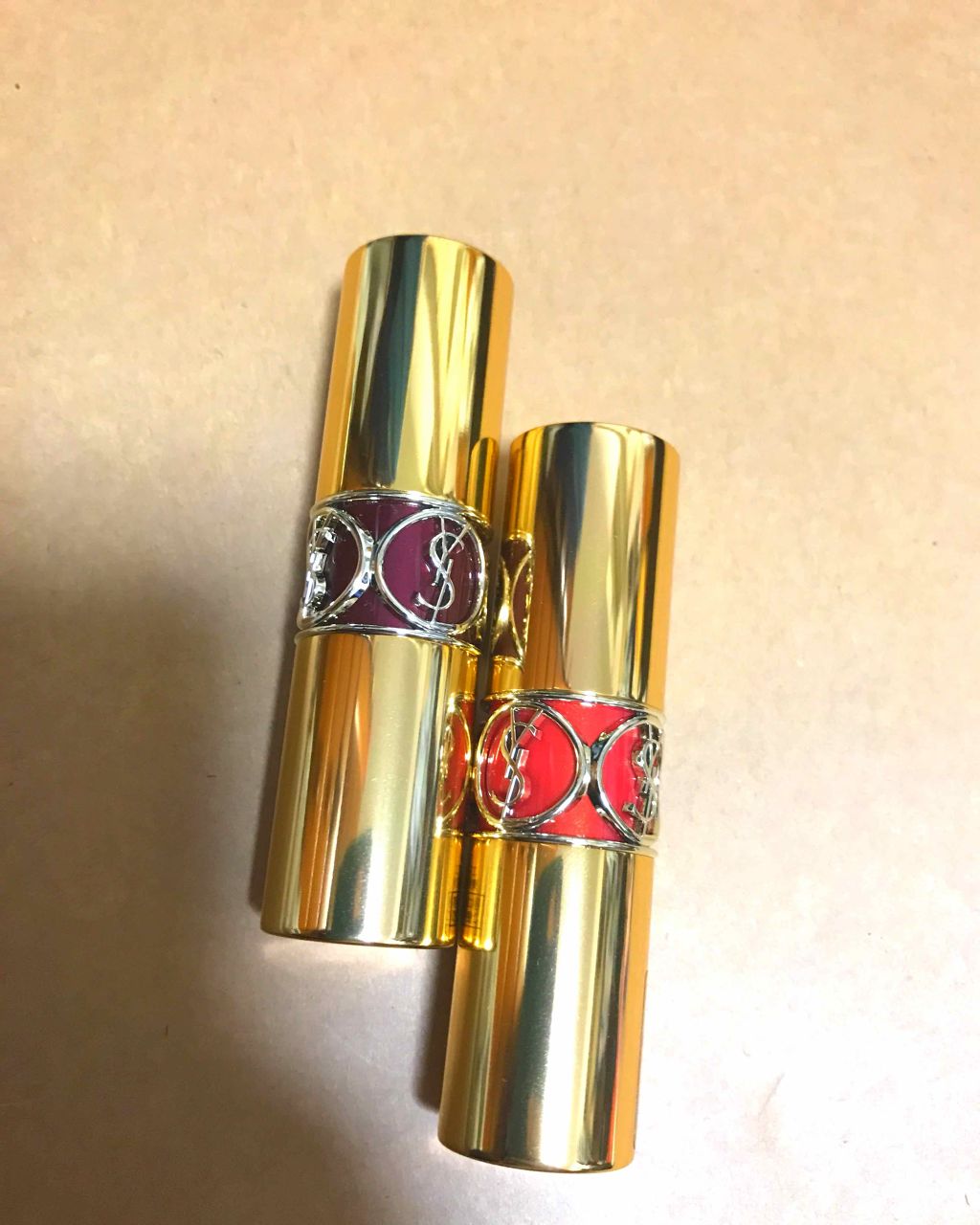 ルージュ ヴォリュプテ シャイン/YVES SAINT LAURENT BEAUTE/口紅を使ったクチコミ（2枚目）