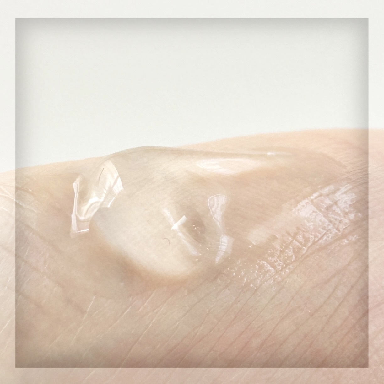 インモトックス小顔リフトアップペプチドショットクリーム＆吸引ジェット/MEDITHERAPY/フェイスクリームを使ったクチコミ（3枚目）