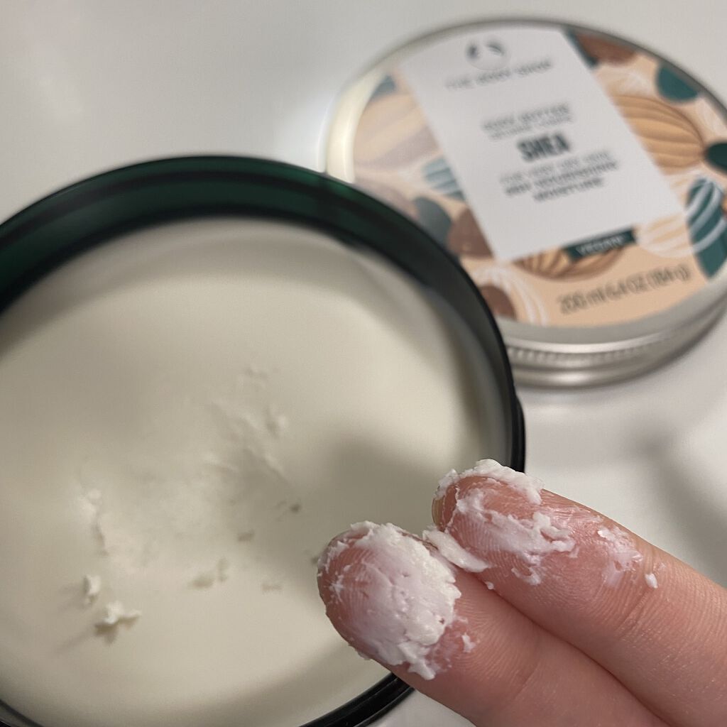 ボディバター シア/THE BODY SHOP/ボディクリームを使ったクチコミ（3枚目）