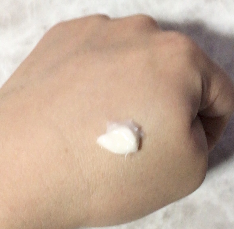 ベラ アルティメットエージ ネッククリーム/VELLA/フェイスクリームを使ったクチコミ（3枚目）