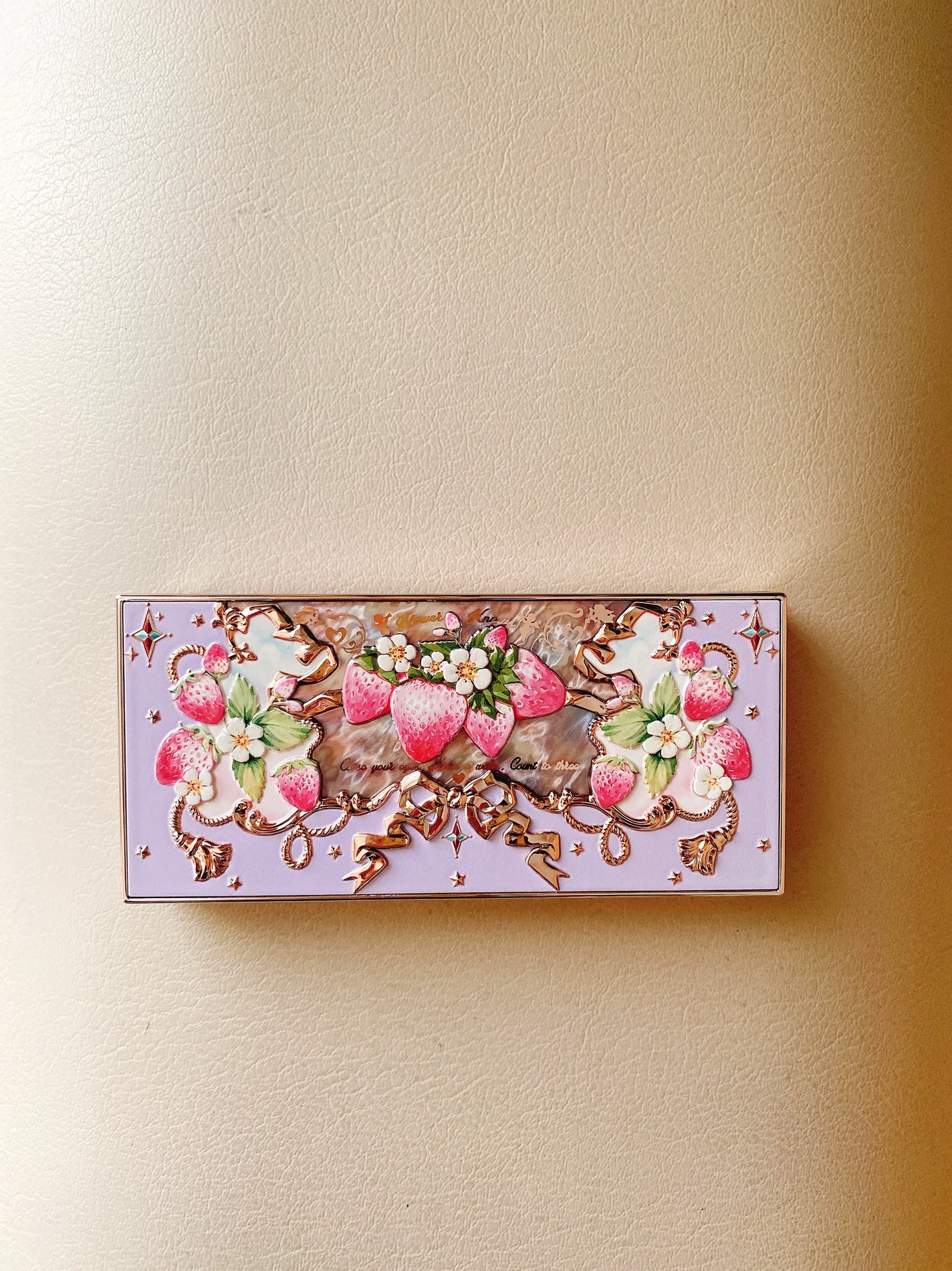 ストロベリーロココ アイシャドウパレット/FlowerKnows/アイシャドウパレットを使ったクチコミ(1枚目)