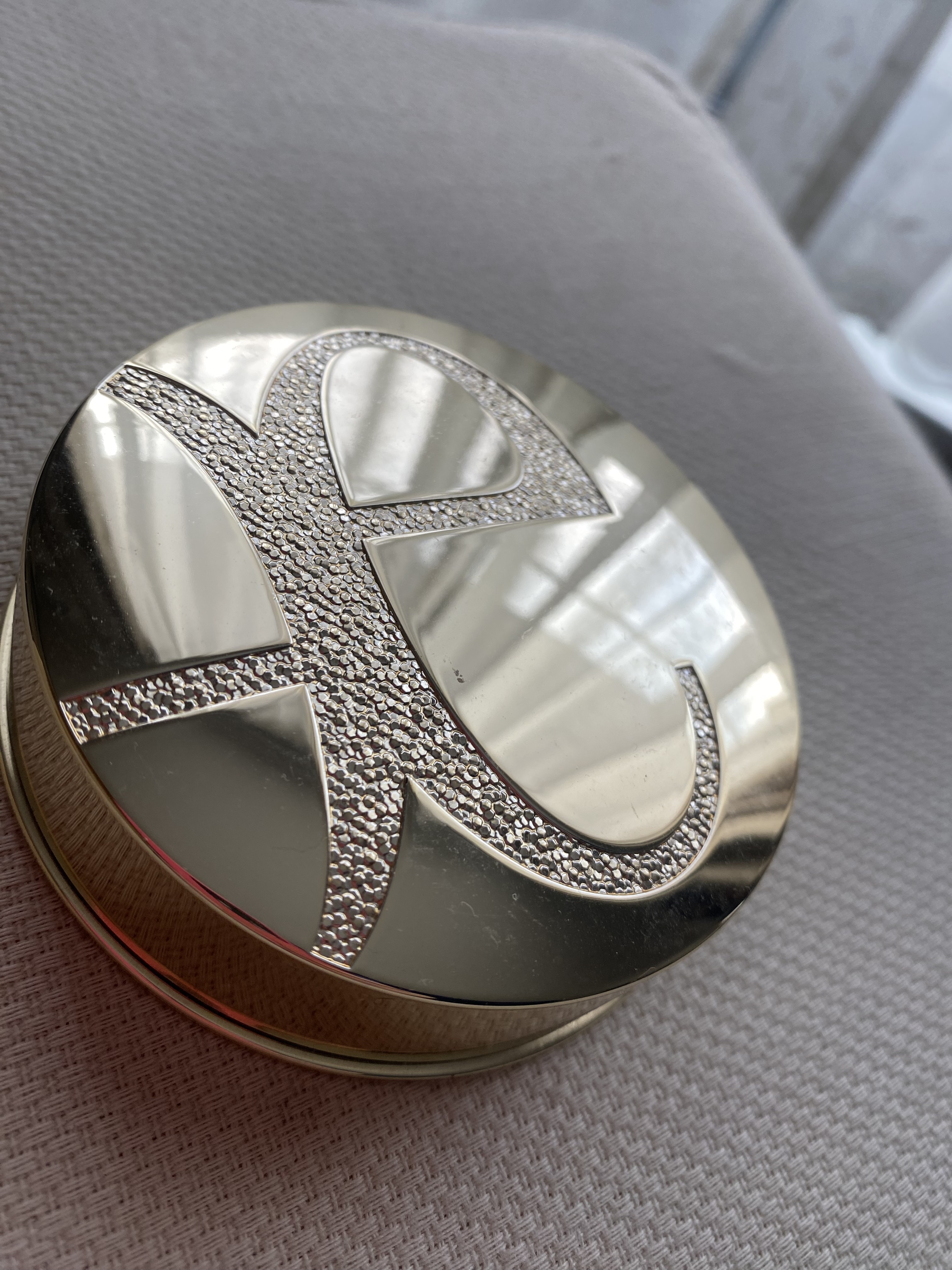 エレガンス ラ プードル オートニュアンス リクスィーズ/Elégance/プレストパウダーを使ったクチコミ（1枚目）