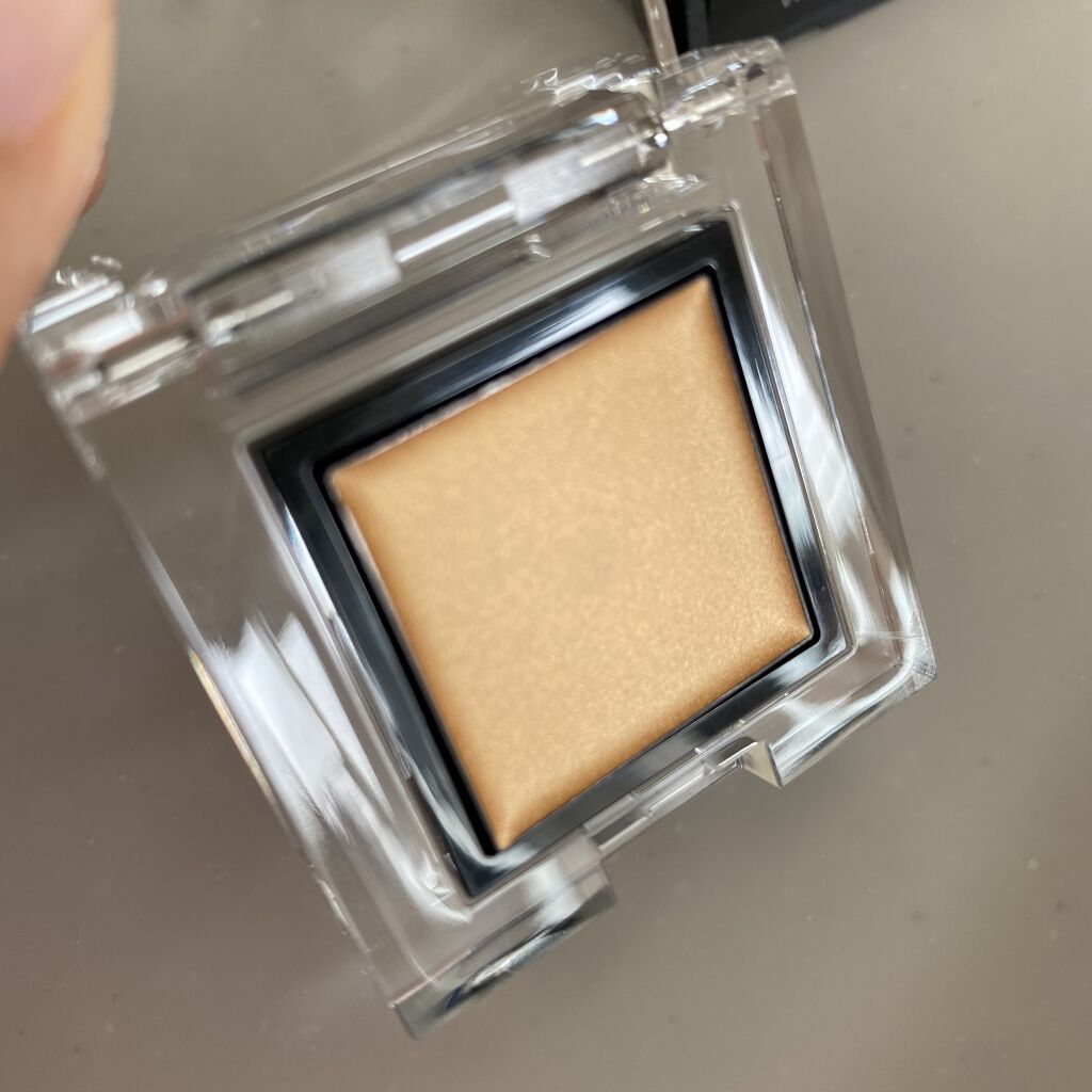 アディクション ザ アイシャドウ マット/ADDICTION/単色アイシャドウを使ったクチコミ（2枚目）