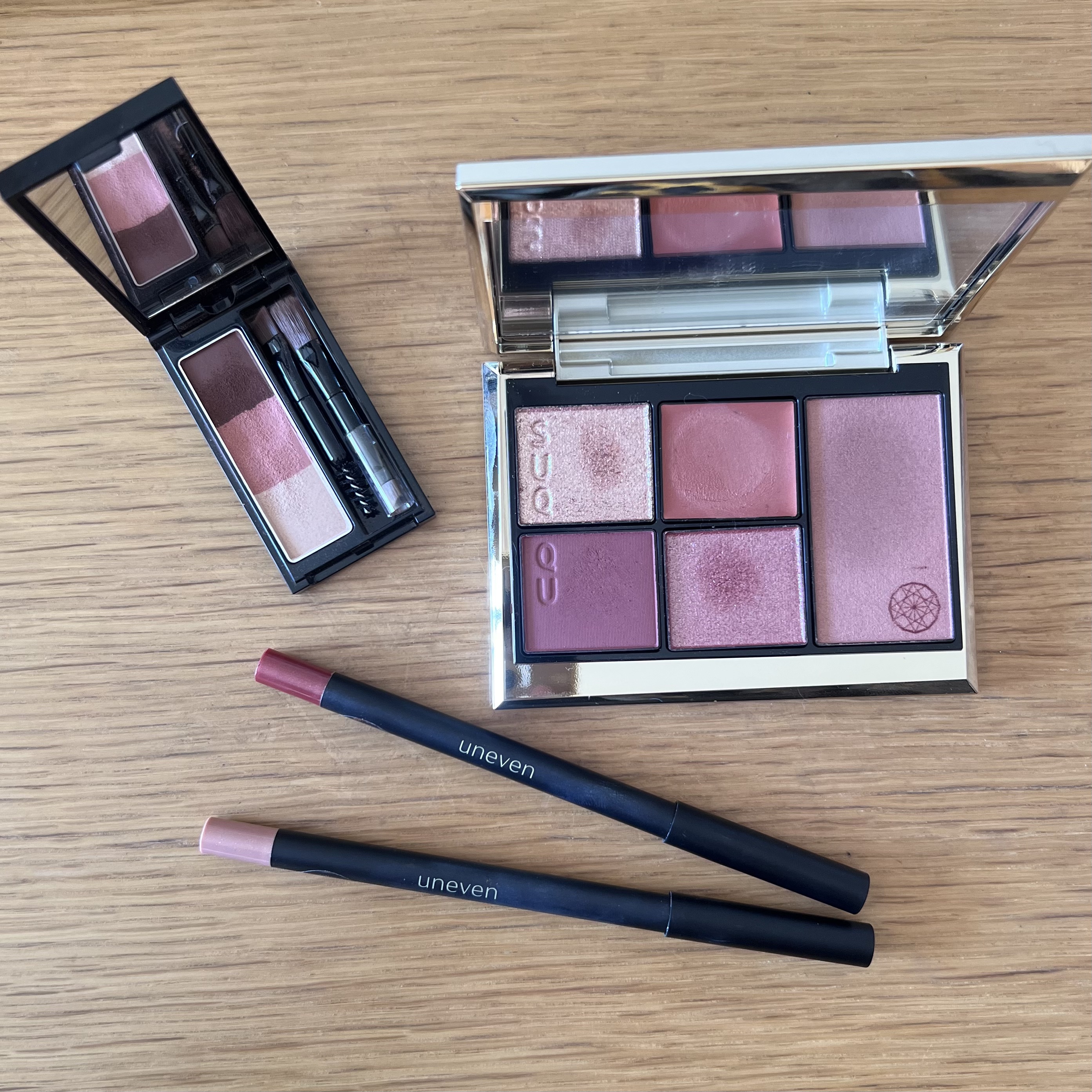 カラーリングソフトアイライナー invincible cse-04/uneven/ペンシルアイライナーを使ったクチコミ（1枚目）