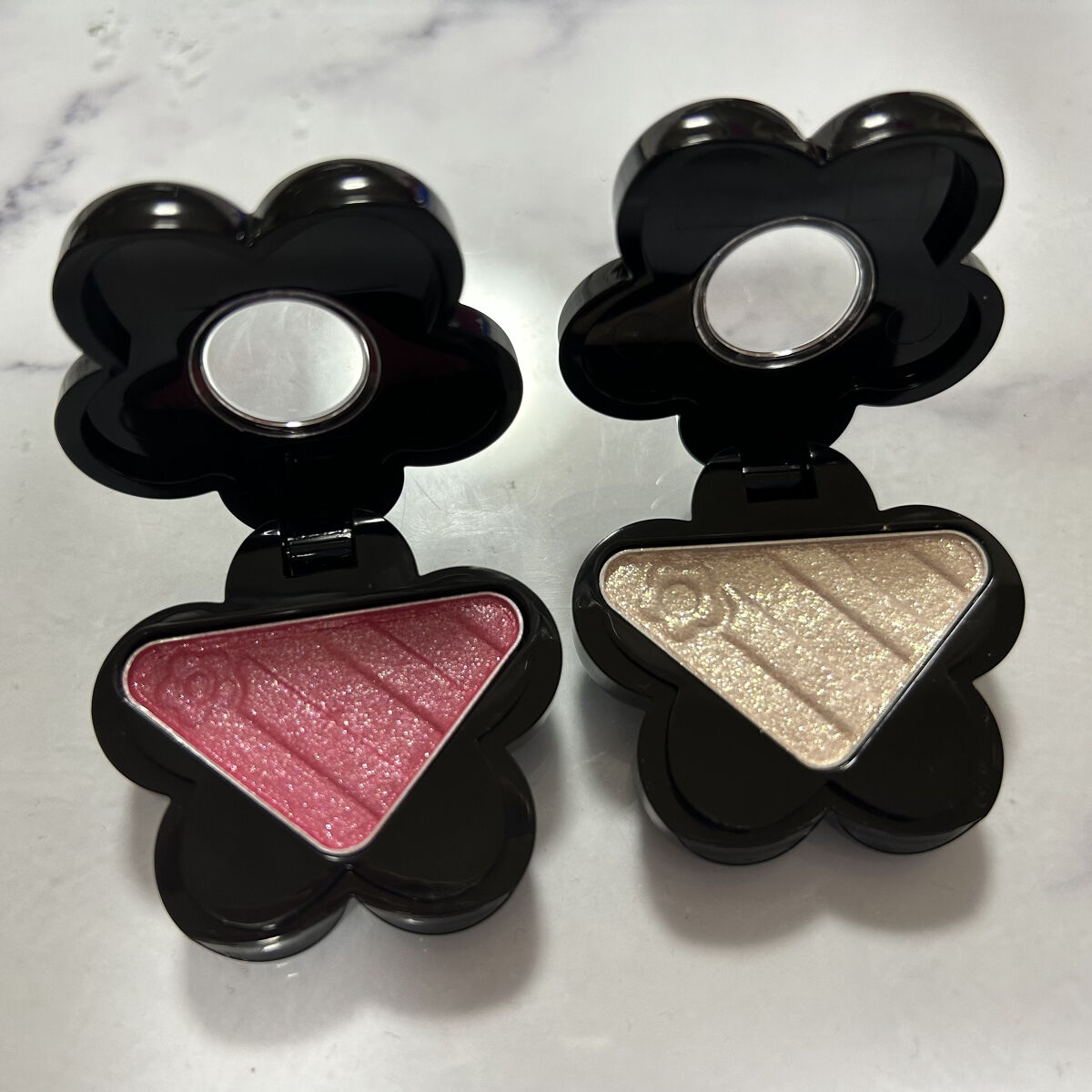 アイオープナー/MARY QUANT/単色アイシャドウを使ったクチコミ（3枚目）