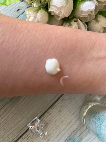 リプレニッシングアイクリーム/Lavido/アイケア・アイクリームを使ったクチコミ(5枚目)