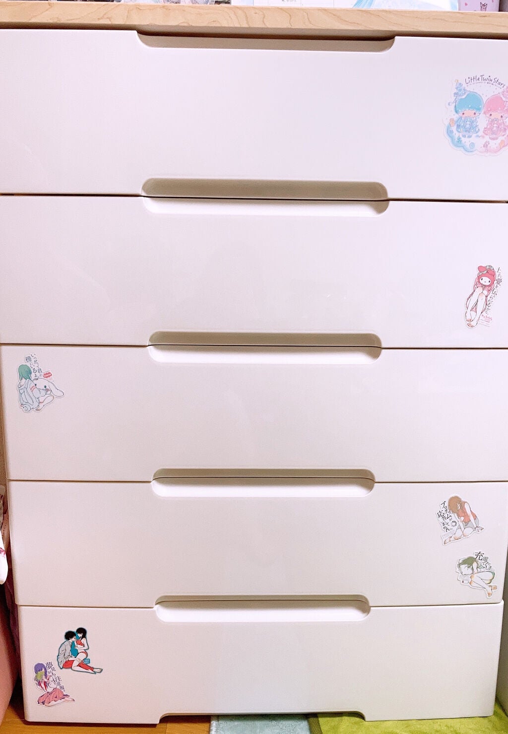 オレンジパフューム on LIPS 「現役キャラグッズ制作員‼️2次元オタクのコスメ収納紹介𓂃𓈒𓏸..」(2枚目)