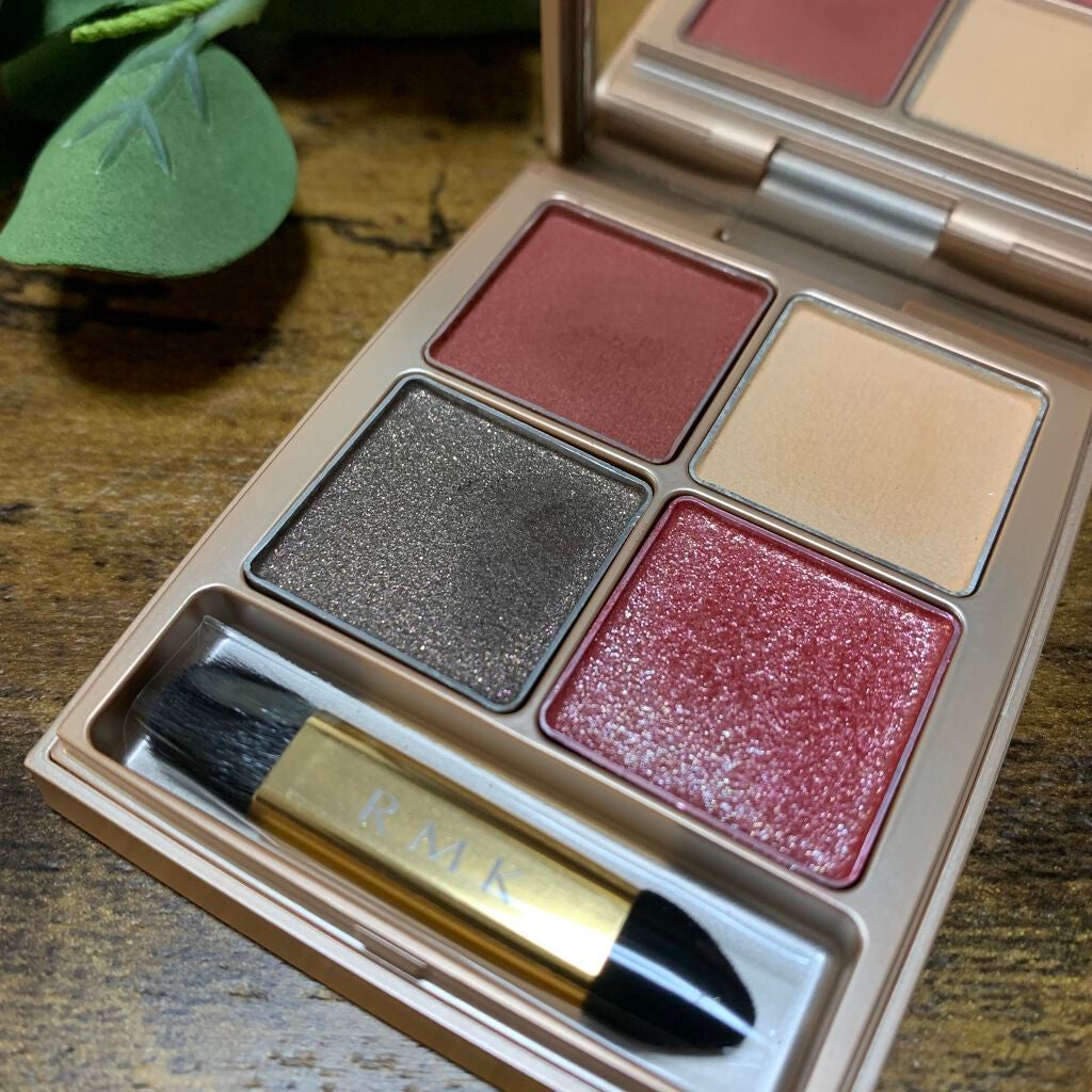 ローズウッドデイドリーム 4アイズ /RMK/アイシャドウパレットを使ったクチコミ(2枚目)