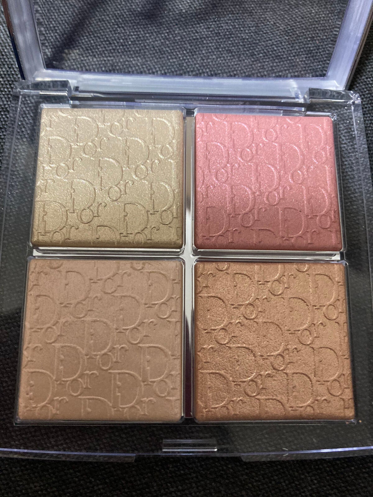 ディオール バックステージ フェイス グロウ パレット/Dior/ハイライトを使ったクチコミ(4枚目)