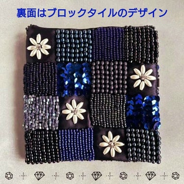 🪻Jmp.ℰ𝒴 333🪻 on LIPS 「💙マーガレットのビーズ刺繍ミニポーチ💙ロイヤルブルーリップやお..」（2枚目）