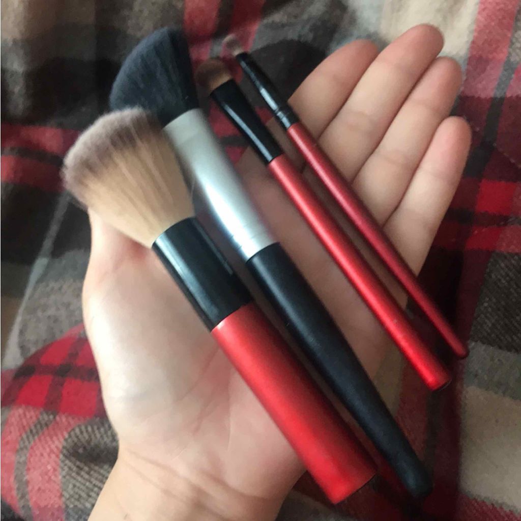 春姫 アイライナーブラシ/DAISO/メイクブラシを使ったクチコミ（1枚目）