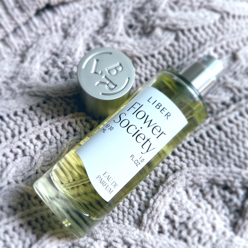 パフューム 30ml Flower Society /LIBER/香水(レディース)を使ったクチコミ（2枚目）