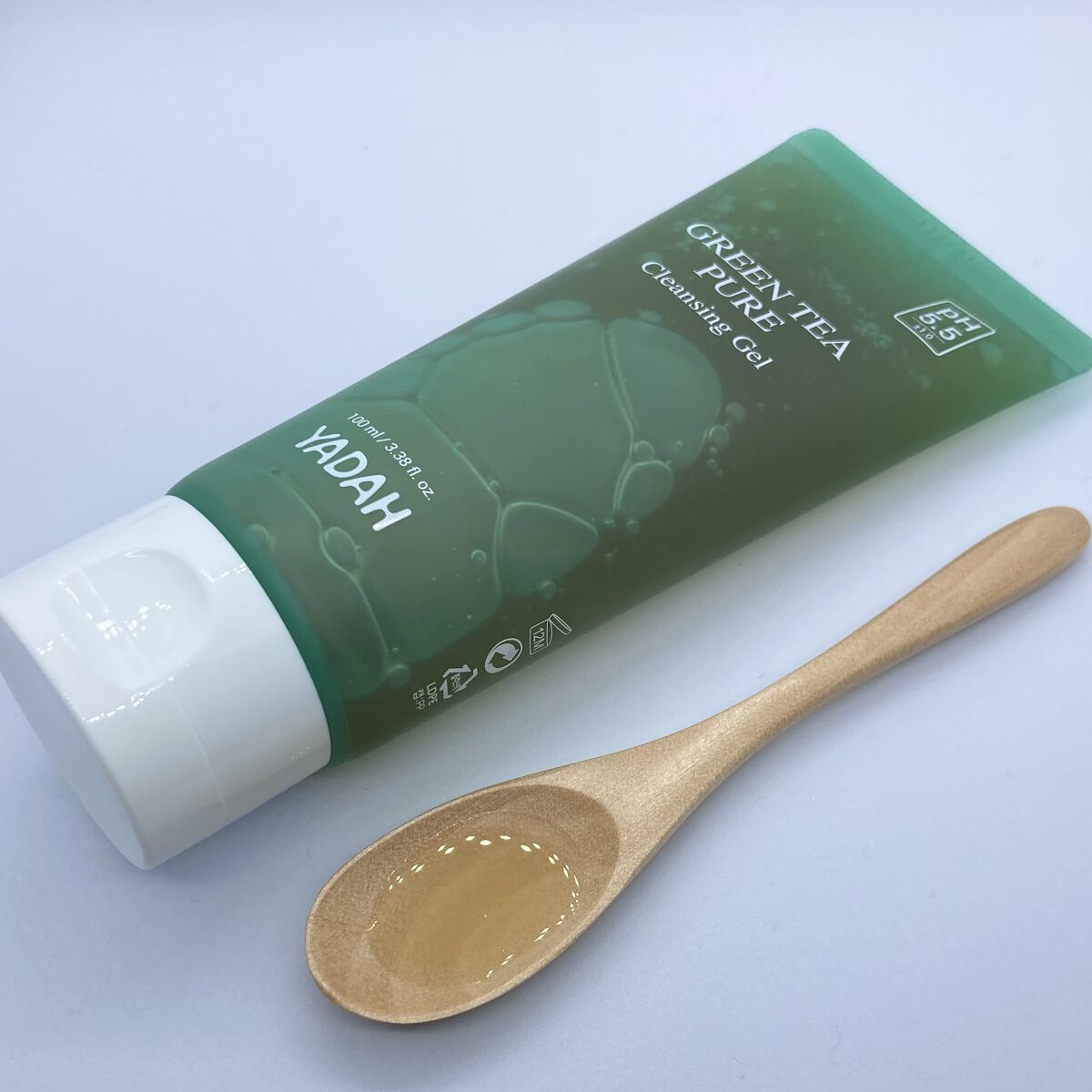 グリーンティーピュアクレンジングジェル/YADAH/クレンジングジェルを使ったクチコミ（2枚目）