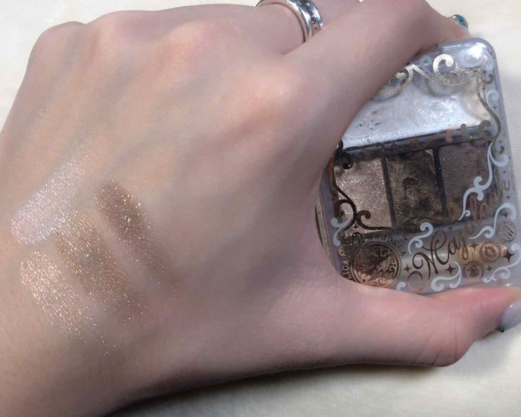 マジョルック(イルミネーター)/MAJOLICA MAJORCA/アイシャドウパレットを使ったクチコミ(1枚目)