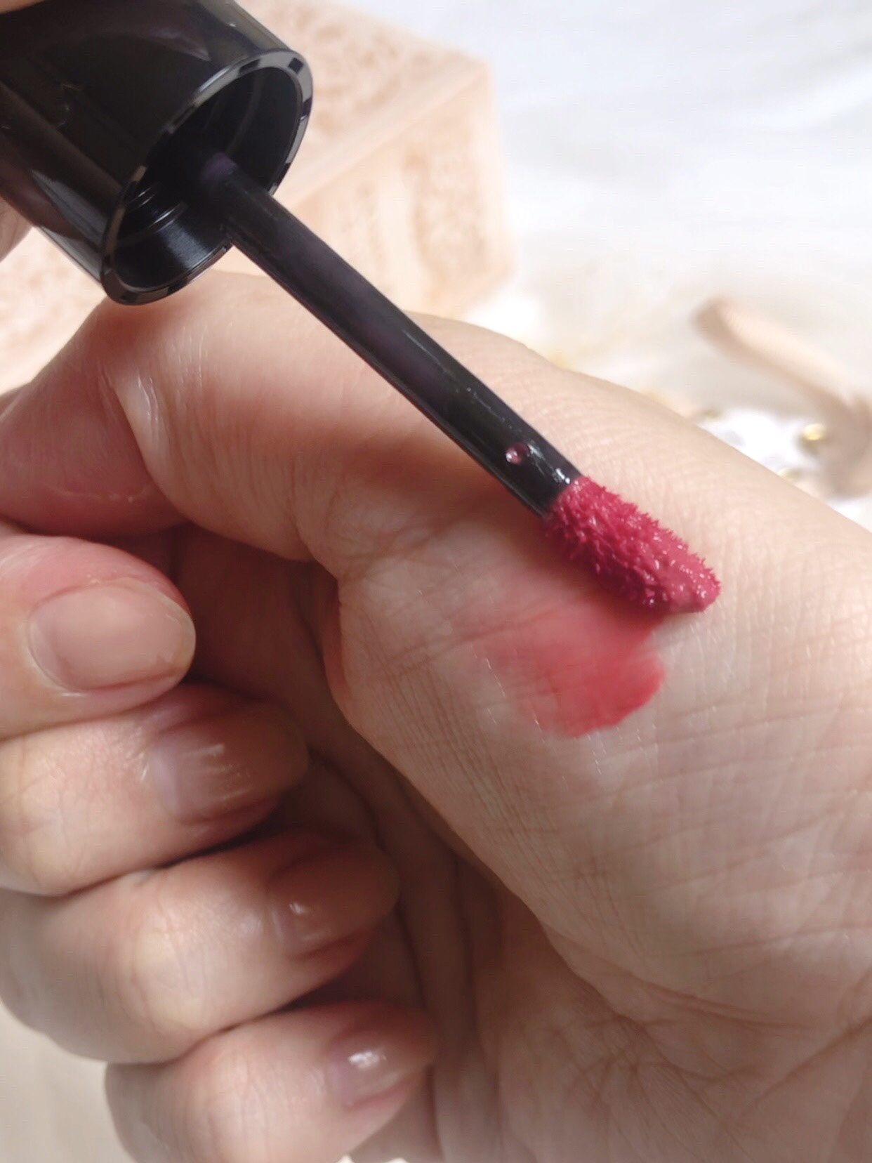 グロウラッピングティント 05 マーキュリーチェリー/LIPGUARDIAN/リップティントを使ったクチコミ（3枚目）