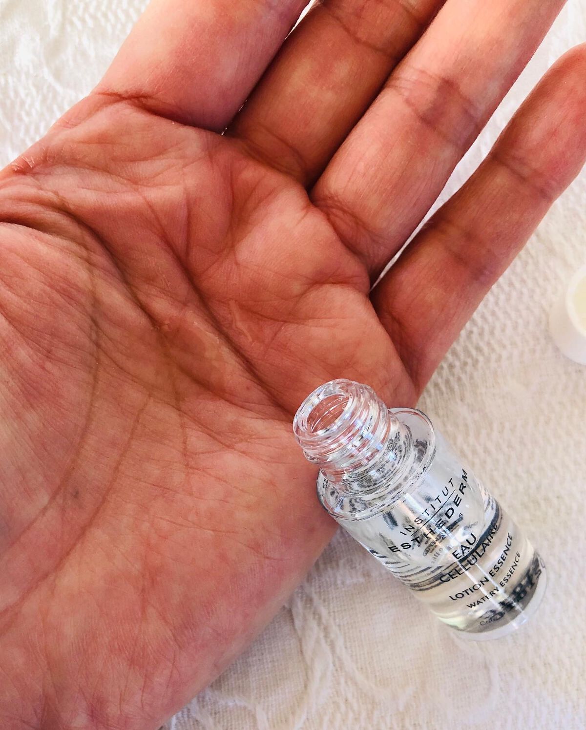 オーセリュレール ウォーターエッセンス/エステダム/化粧水を使ったクチコミ(3枚目)