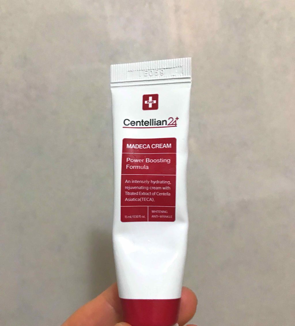 シーズン4     1番新しいやつ（たぶん）


シリーズが沢山あって迷ったんですが
新しいものを買いました👐



使ってみてですが、効果感じず…😑


わたしはニキビがそんなに気にならないのでシカクリームは合わないのかな。

生理前