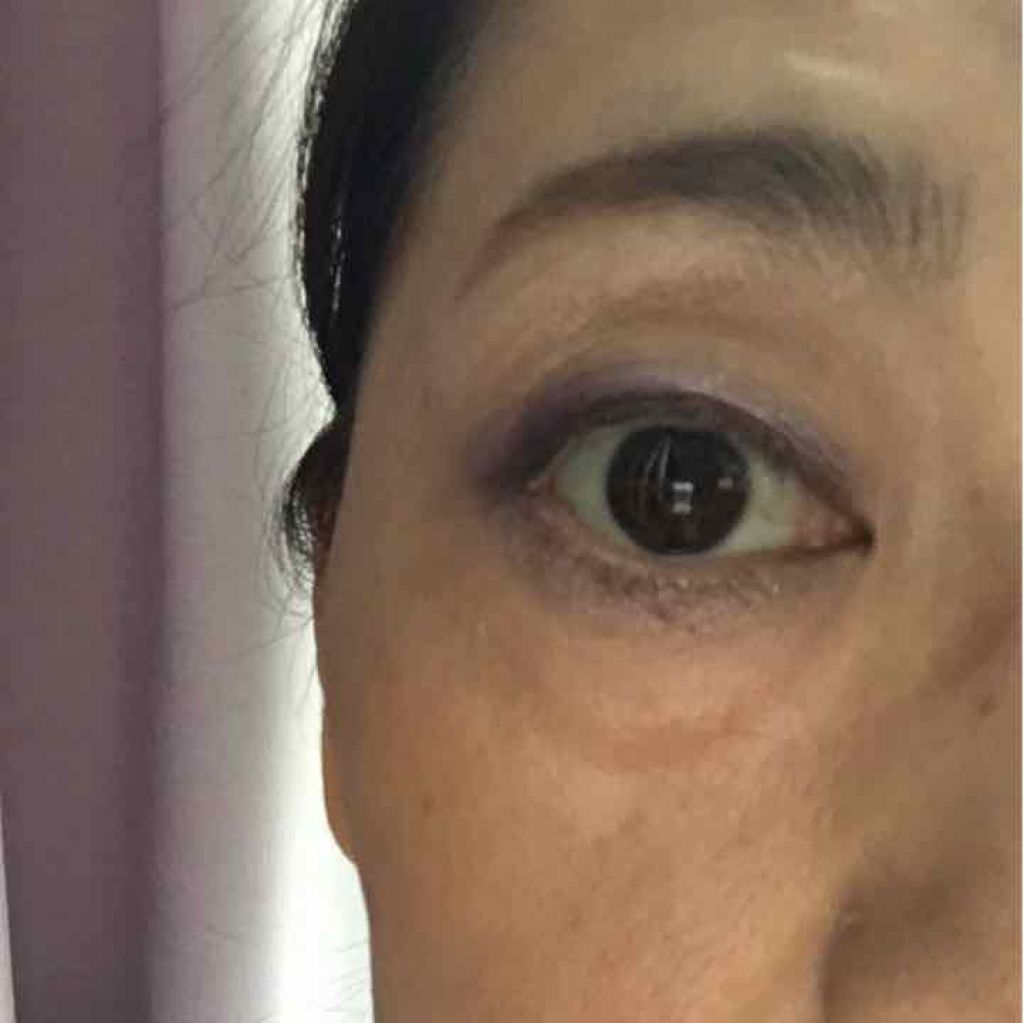 シャイニー ミックスアイズ/RMK/単色アイシャドウを使ったクチコミ（1枚目）