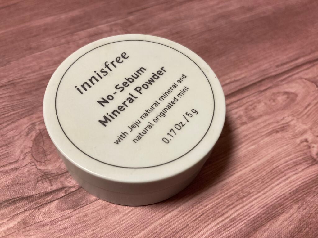 ノーセバム ミネラルパウダー/innisfree/ルースパウダーを使ったクチコミ(1枚目)
