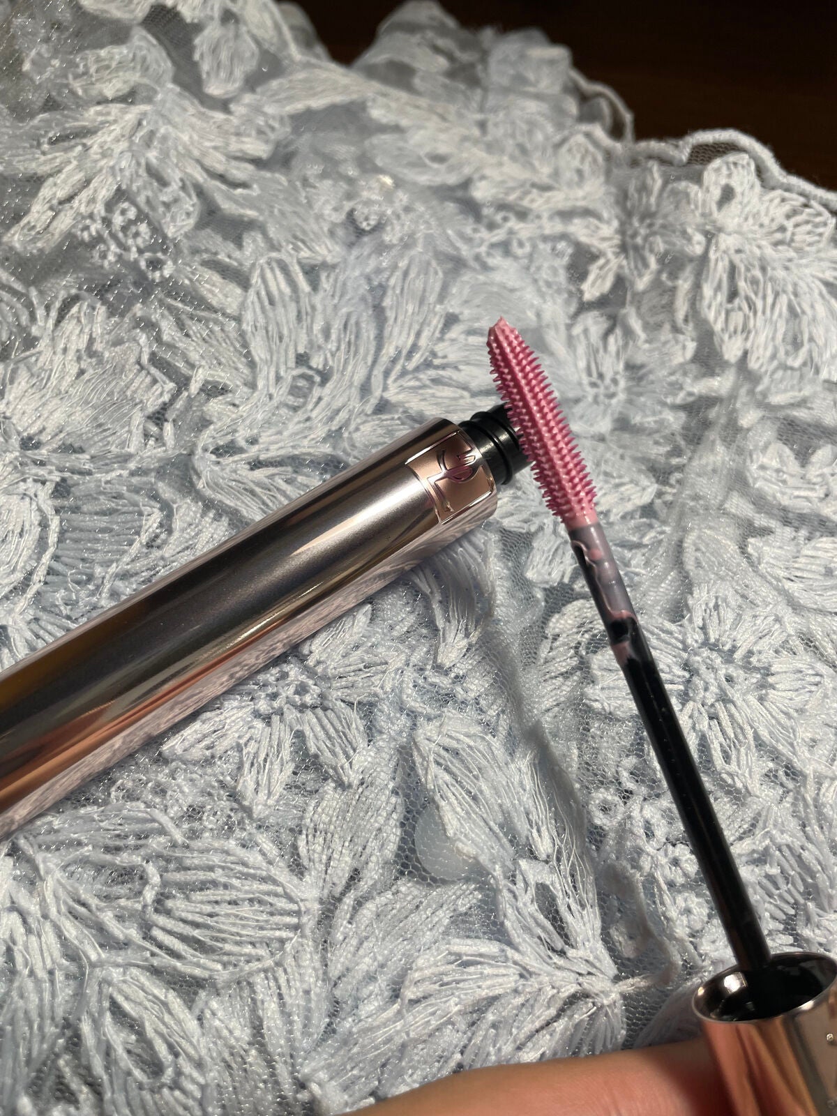 マスカラ ヴォリューム エフォシル フラッシュプライマー/YVES SAINT LAURENT BEAUTE/マスカラ下地を使ったクチコミ(2枚目)