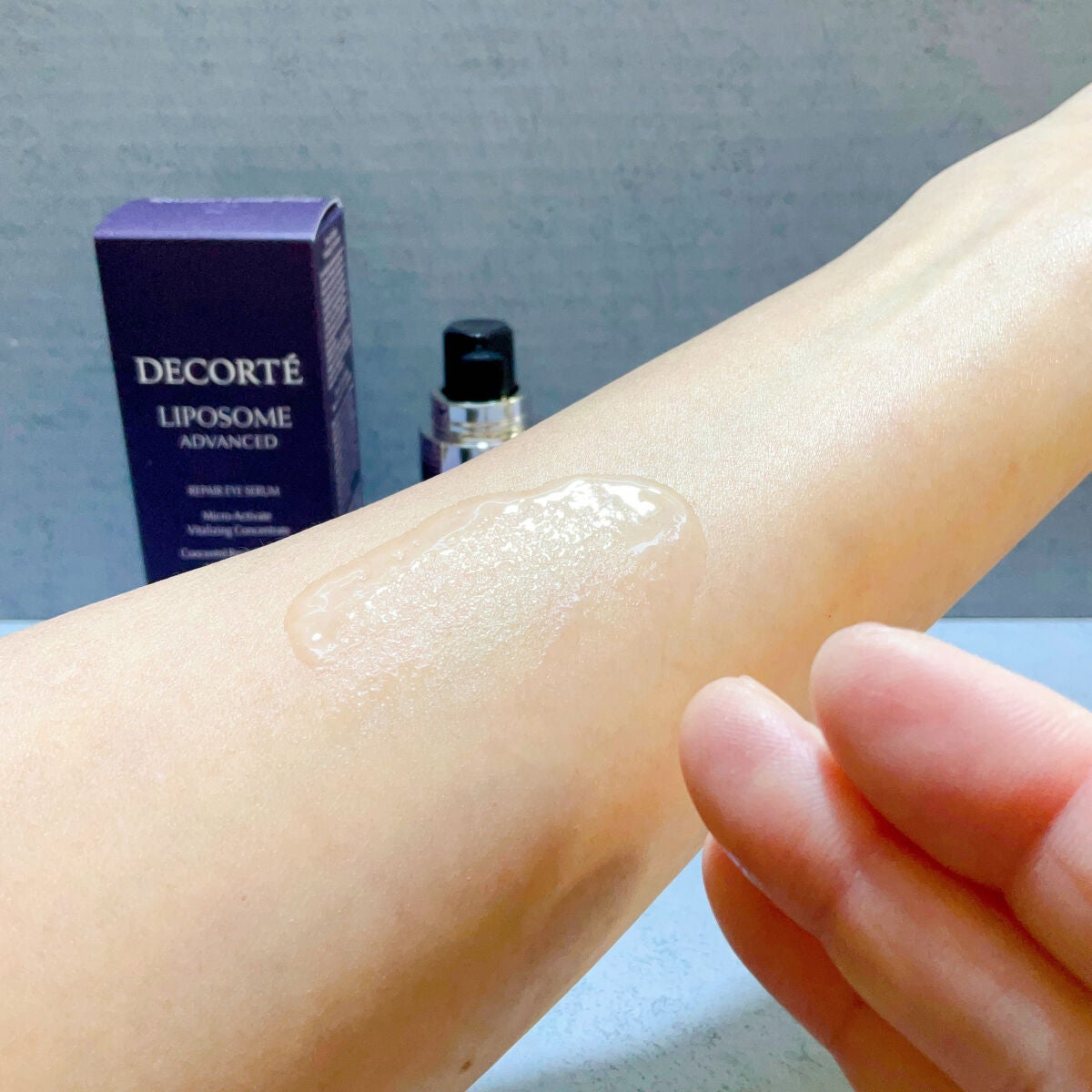 リポソーム アドバンスト リペアアイセラム/DECORTÉ/アイケア・アイクリームを使ったクチコミ(4枚目)