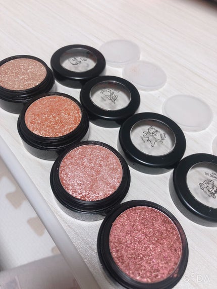 カラーピグメント/IT'S DEMO/ジェル・クリームアイシャドウを使ったクチコミ(3枚目)