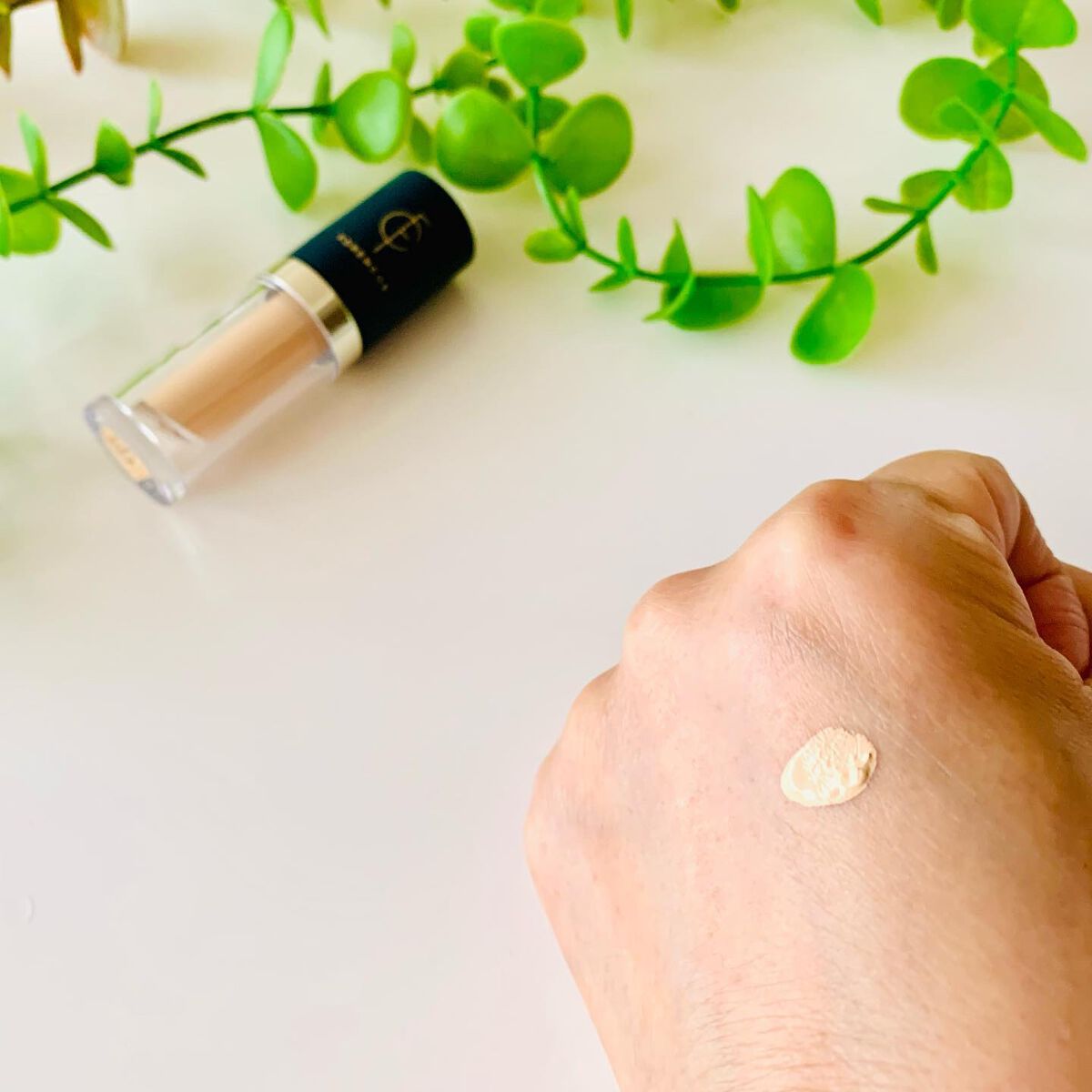 タトゥーウォータープルーフスカーコンシーラー/フォレンコス/リキッドコンシーラーを使ったクチコミ(4枚目)