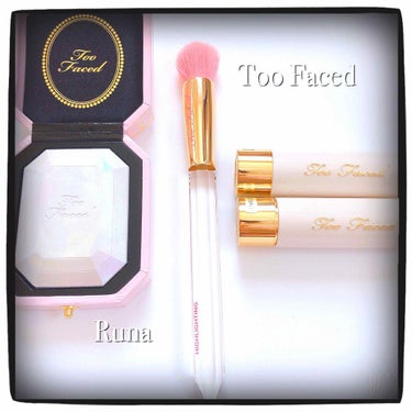 ダイヤモンドライト ハイライター ブラシ/Too Faced/メイクブラシを使ったクチコミ（3枚目）