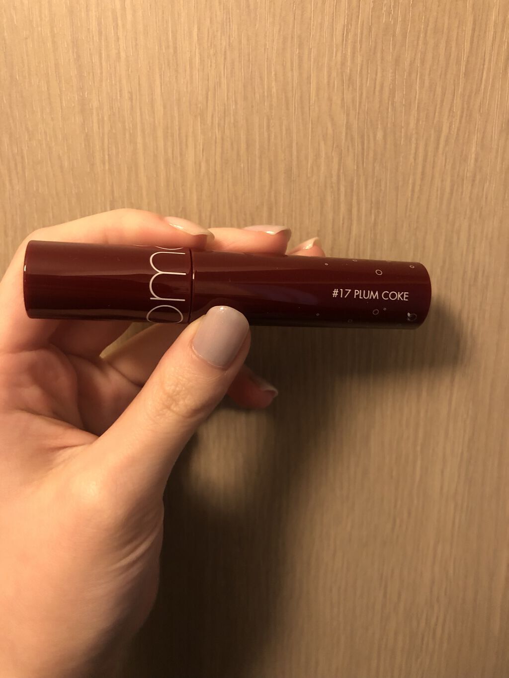 ルージュ ピュールクチュール ヴェルニ ヴィニルクリーム No.409 バーガンディバイブス/YVES SAINT LAURENT BEAUTE/口紅を使ったクチコミ（1枚目）