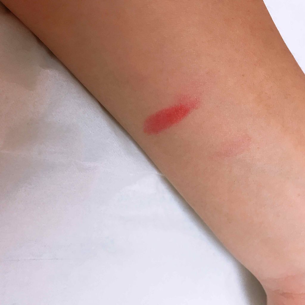 ルージュ ヴォリュプテ シャイン/YVES SAINT LAURENT BEAUTE/口紅を使ったクチコミ(2枚目)