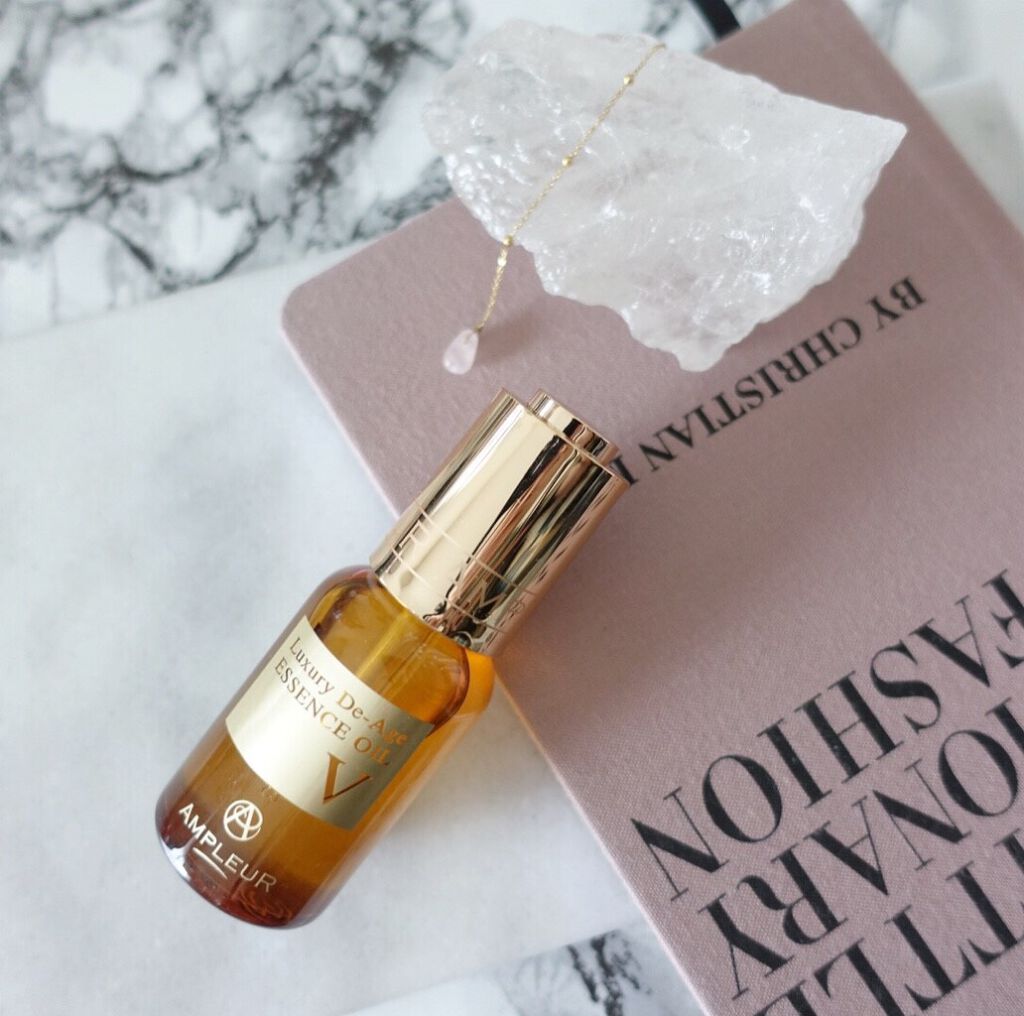 ラグジュアリー・デ・エイジ エッセンスオイルV/アンプルール/フェイスオイルを使ったクチコミ（1枚目）