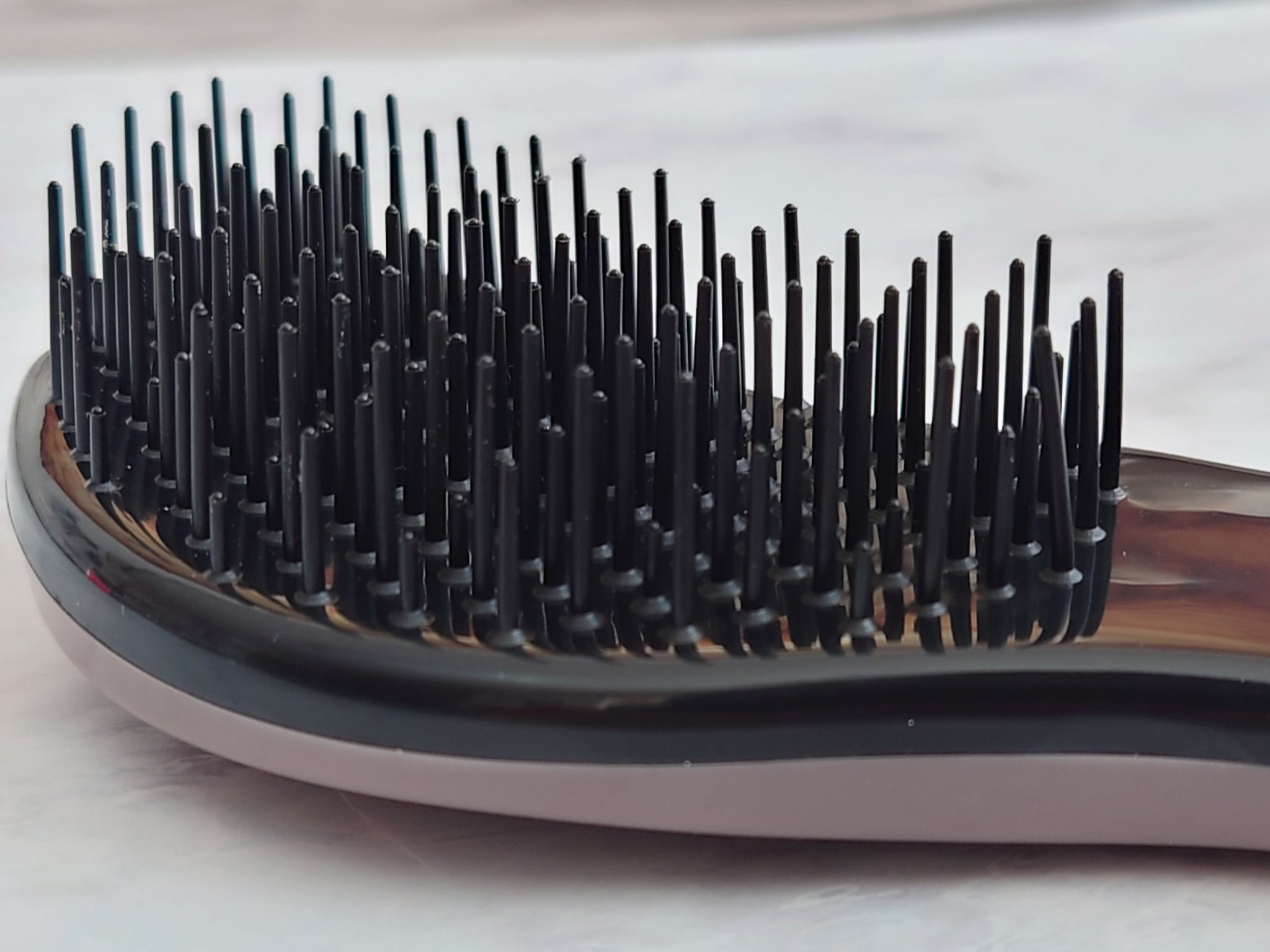 立体ヘアブラシ/DAISO/ヘアブラシを使ったクチコミ（2枚目）