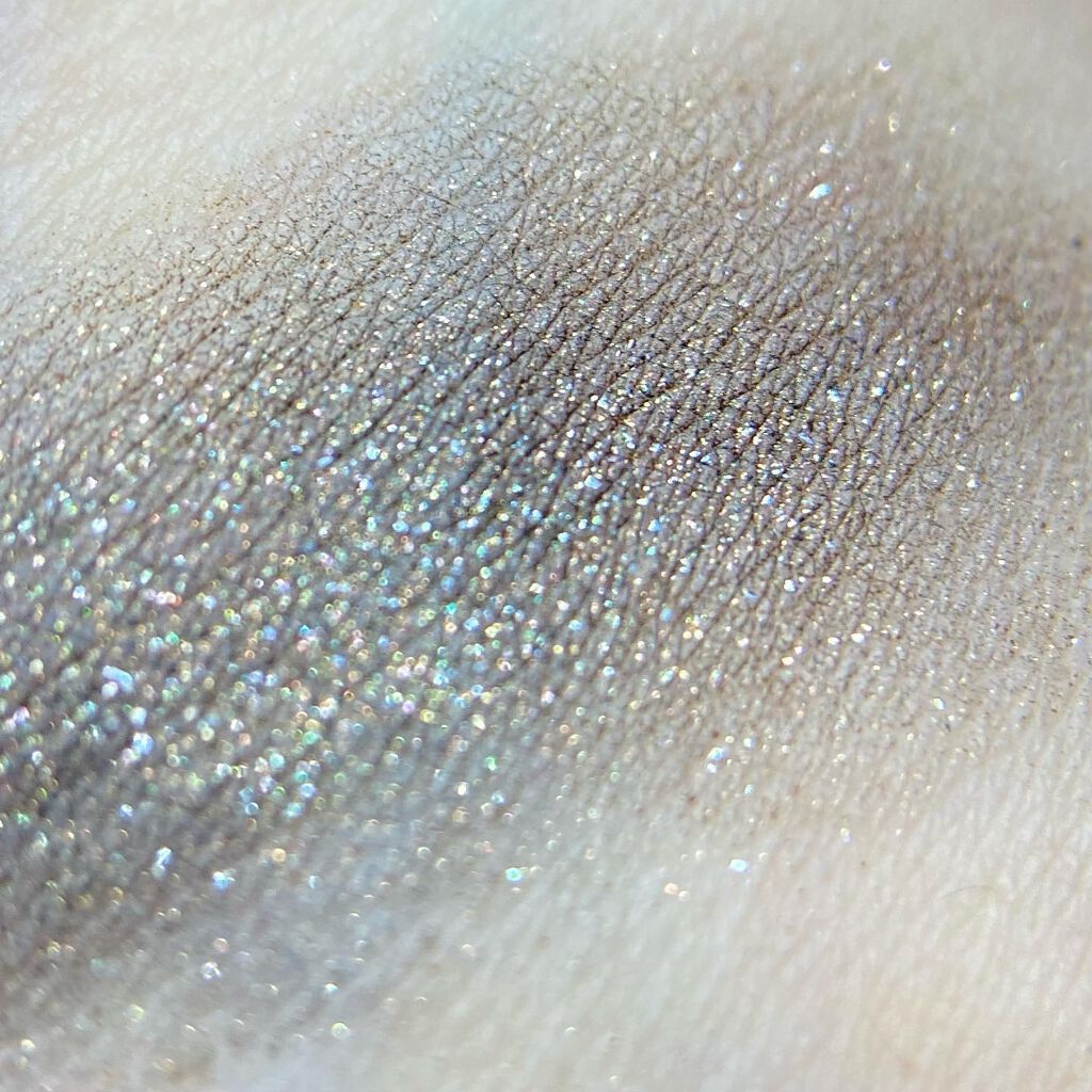 アイズ トゥ キル ステラー アイシャドウ 6/ジョルジオ アルマーニ ビューティ/ジェル・クリームアイシャドウを使ったクチコミ（3枚目）