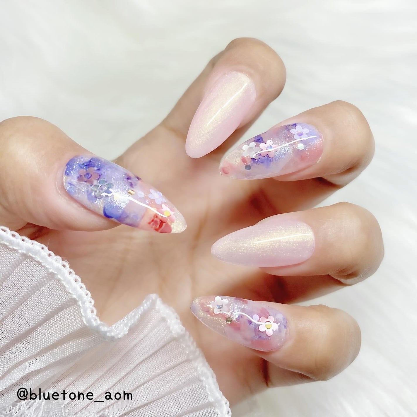 ⋆͛🦖⋆͛aomi on LIPS 「春のインク祭り🌸∗*゚桜が咲き始めてきましたねー!春色で作って..」(3枚目)