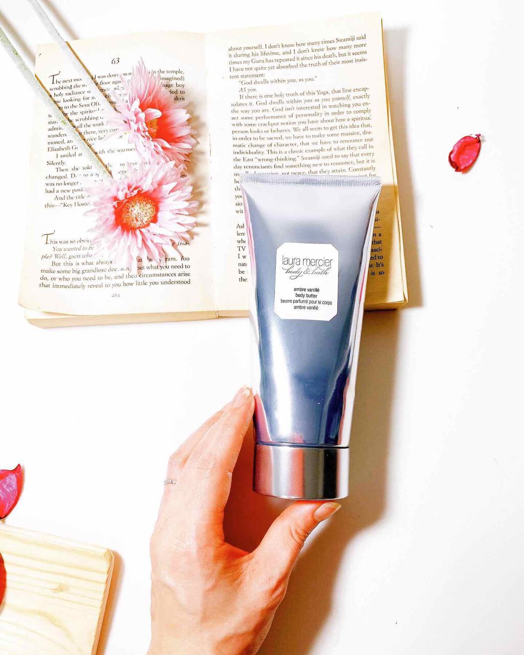 ハンドクリーム アンバーバニラ/ローラ メルシエ/ハンドクリームを使ったクチコミ(3枚目)