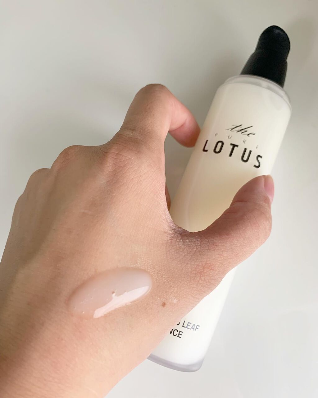 saya on LIPS 「.@kosme_jp様からお試しさせて頂いた𝗧𝗛𝗘𝗣𝗨𝗥𝗘𝗟𝗢..」(2枚目)