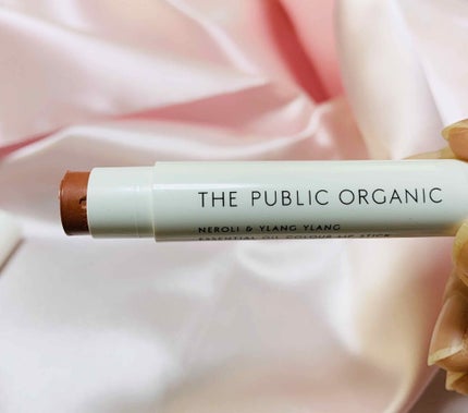オーガニック認証 精油カラーリップスティック/THE PUBLIC ORGANIC/口紅を使ったクチコミ(2枚目)