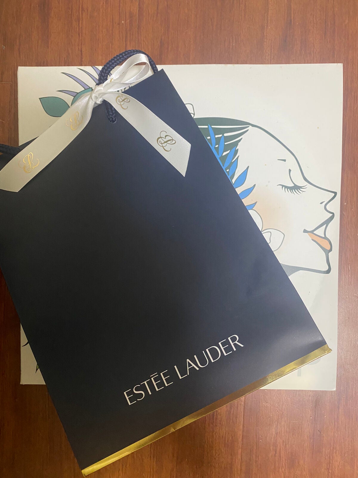 アドバンス ナイト リペア SMR コンプレックス/ESTEE LAUDER/美容液を使ったクチコミ(5枚目)