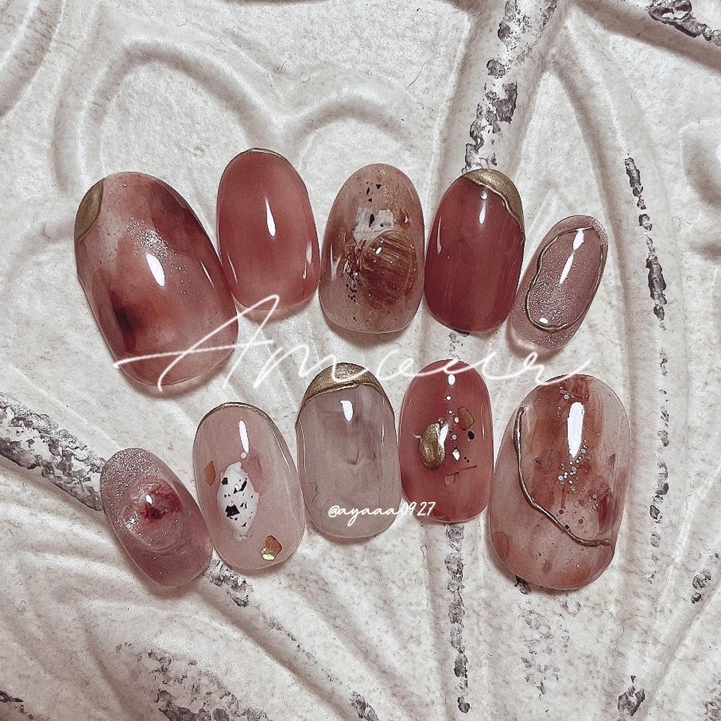 #手描きネイルのネイルデザイン