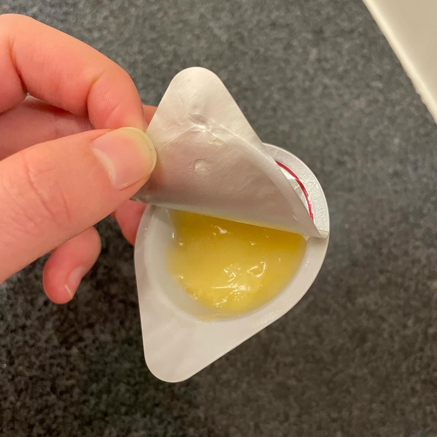 フィーノ　プレミアムタッチ　濃厚美容液ヘアマスク/フィーノ/ヘアマスク・ヘアパックを使ったクチコミ（2枚目）