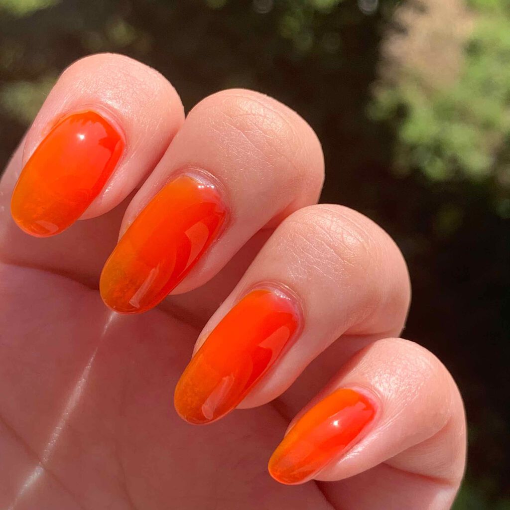 ネイルホリック Juicy color OR205/ネイルホリック/マニキュアを使ったクチコミ（1枚目）