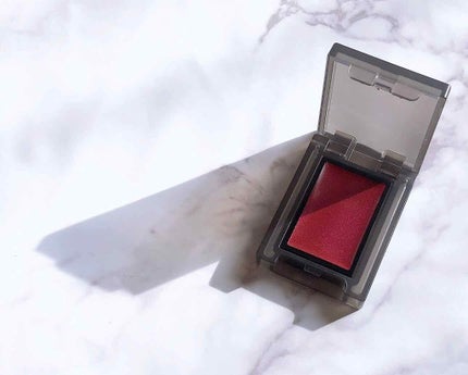 セルヴォーク ヴォランタリー アイズ/Celvoke/単色アイシャドウを使ったクチコミ(1枚目)