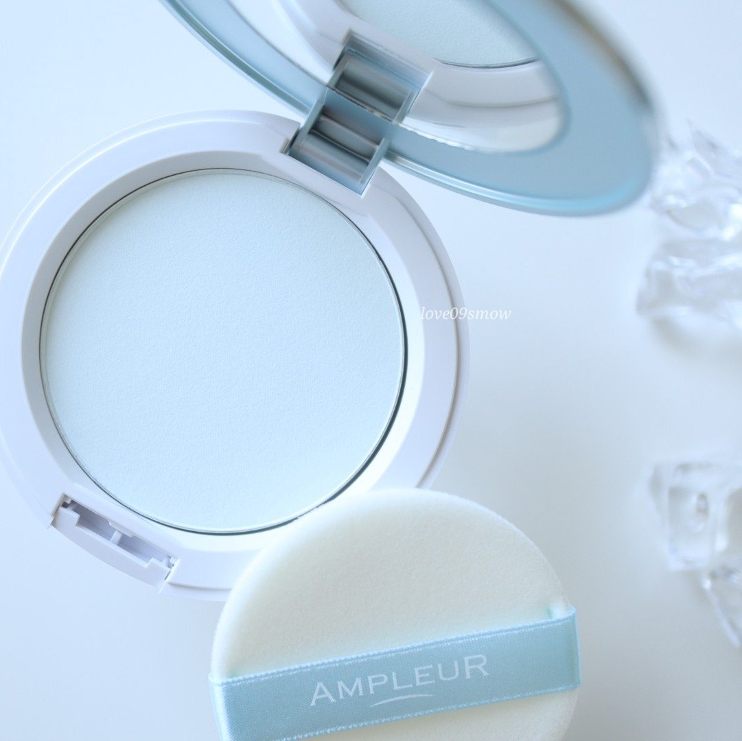 アンプルール フェイスパウダー クール/アンプルール/プレストパウダーを使ったクチコミ（2枚目）