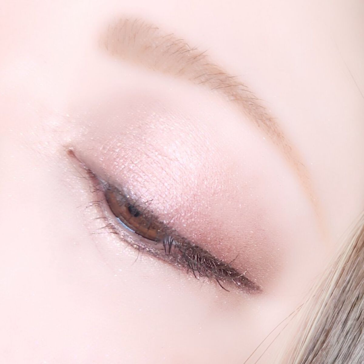 ロングウェア クリーム シャドウ スティック L46 オパール(限定色)/BOBBI BROWN/スティックアイシャドウを使ったクチコミ（2枚目）