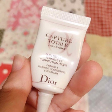 カプチュール トータル セル ENGY アイ クリーム/Dior/アイケア・アイクリームを使ったクチコミ（1枚目）