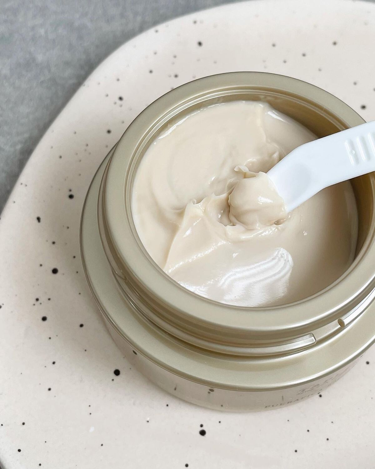 タプリス プエラフィカ エマルション/ドクターベルツ/フェイスクリームを使ったクチコミ(3枚目)