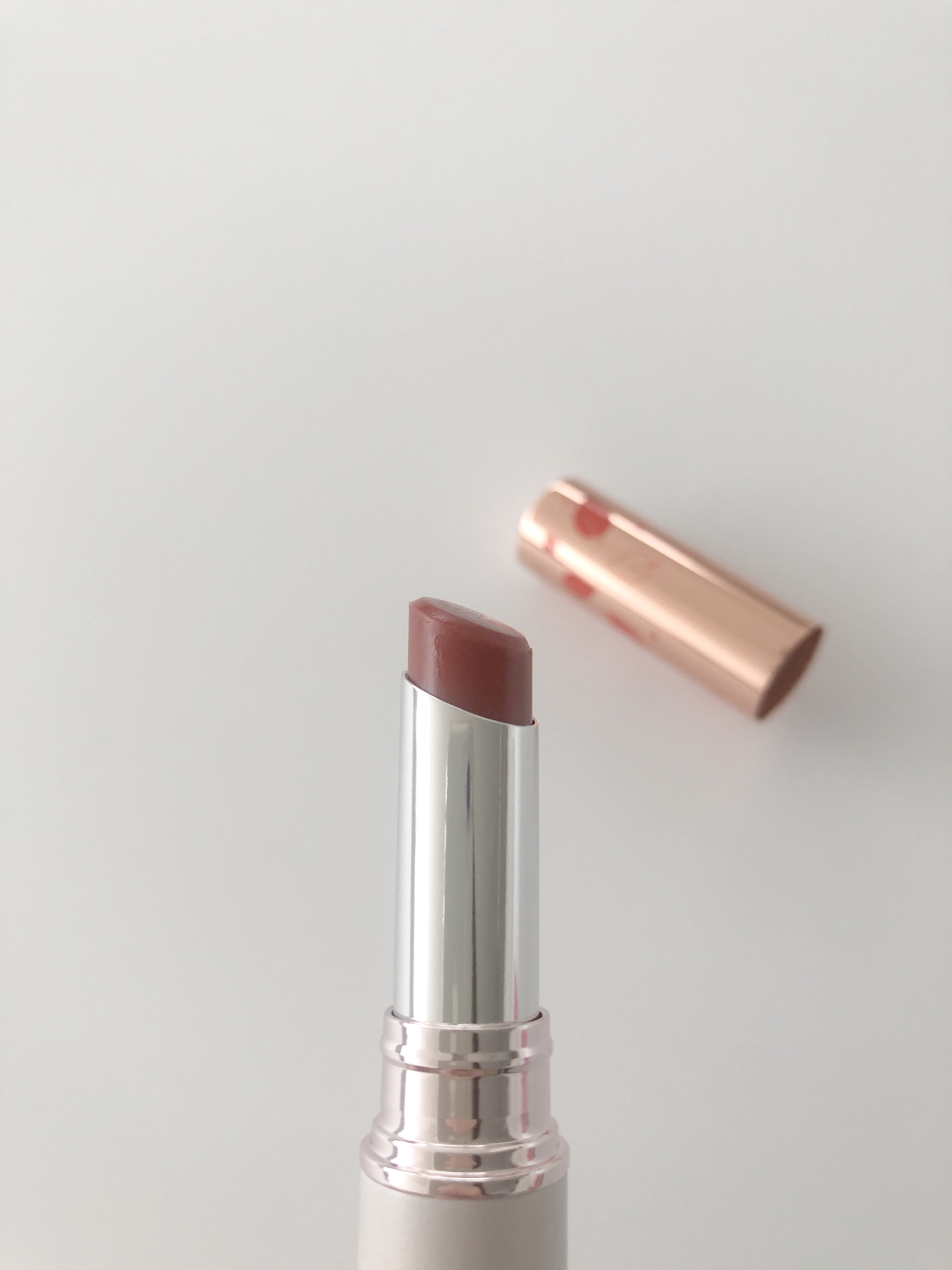 サクラヴェールリップ/パラドゥ/リップクリームを使ったクチコミ（2枚目）