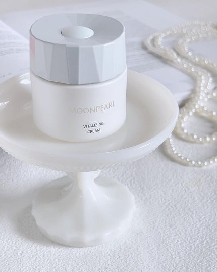 ミキモト コスメティックス ムーンパール バイタライジングクリームのクチコミ「・
・
真珠のような気品のある肌を目指したくない?❍。
「ムーンパール
バイタライジングクリ.....」(1枚目)