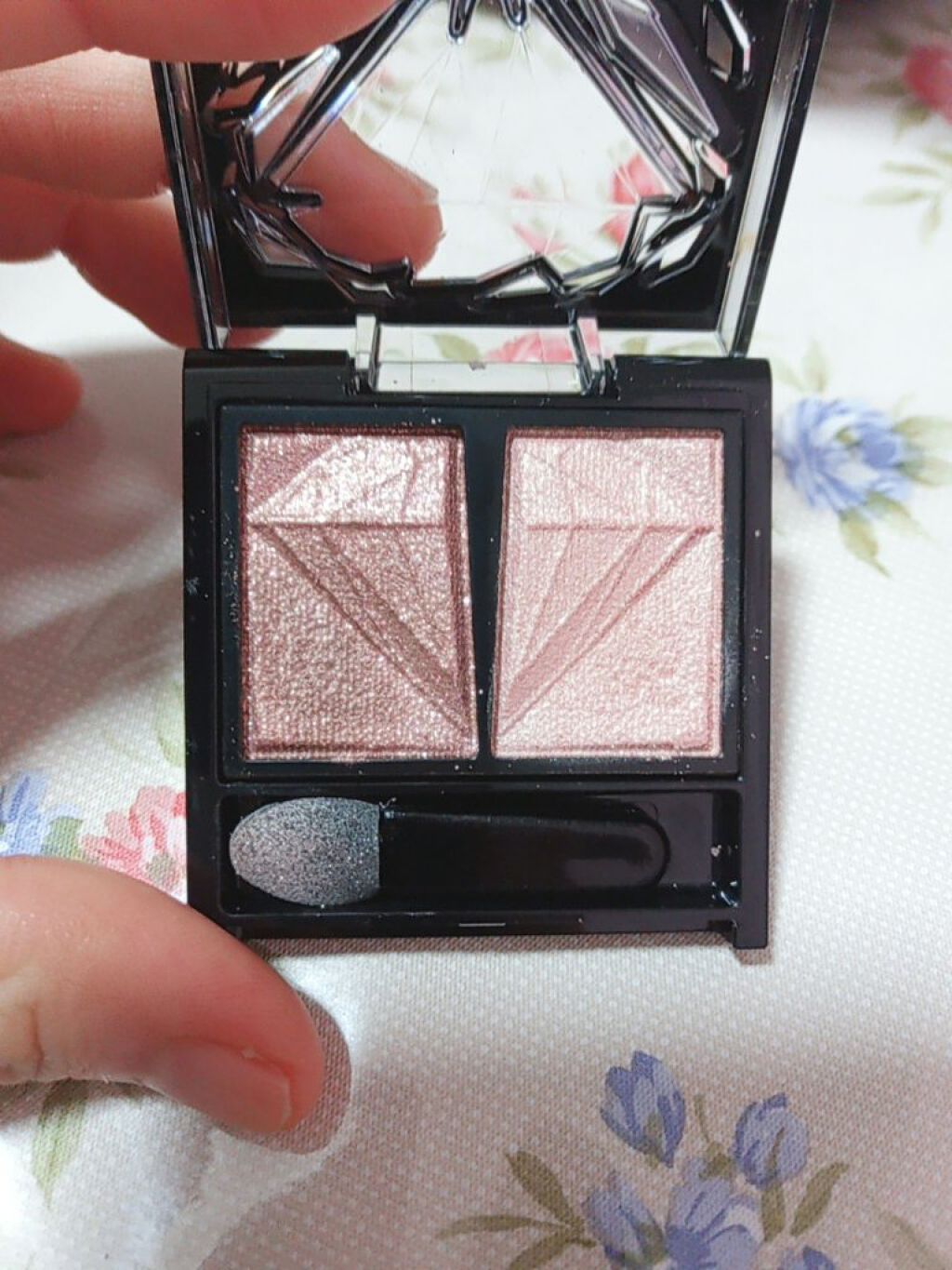 クラッシュダイヤモンドアイズ/KATE/アイシャドウパレットを使ったクチコミ（2枚目）